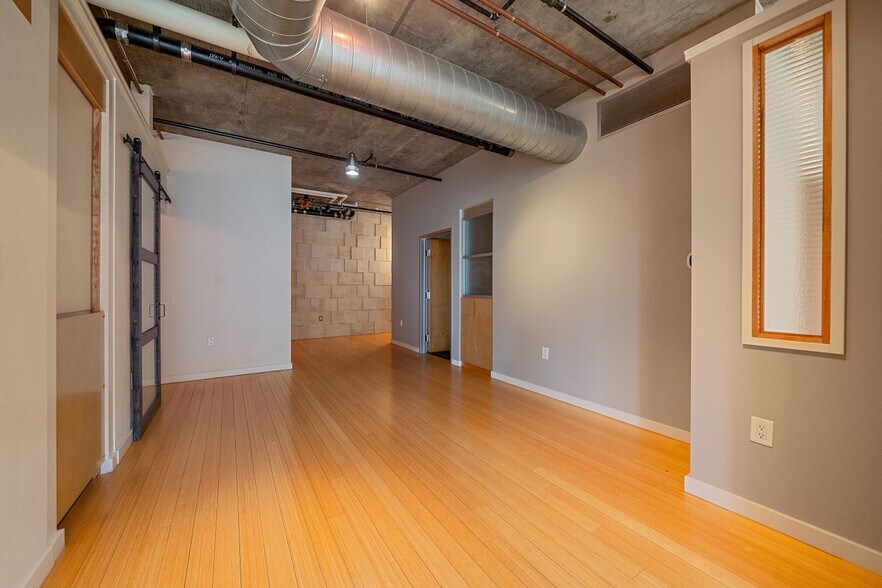 Building Photo - 1401 Wewatta St