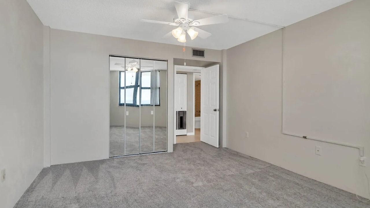 Building Photo - 1415 Ocean Shore Blvd