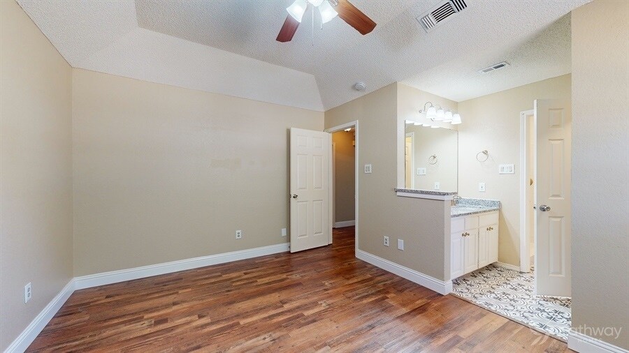 Building Photo - 16 Atlanta Ct