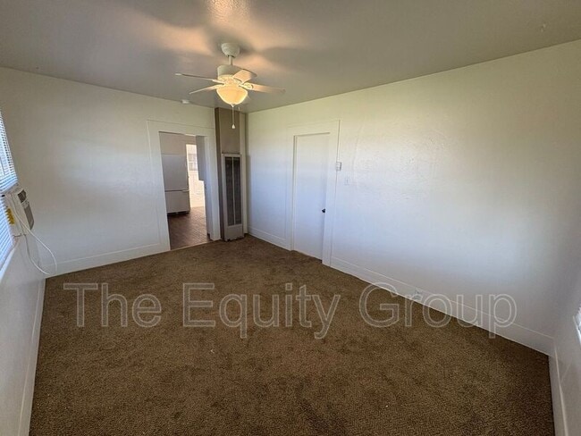 Building Photo - 457 N F St