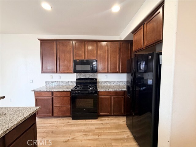 Building Photo - 3586 Bur Oak Rd