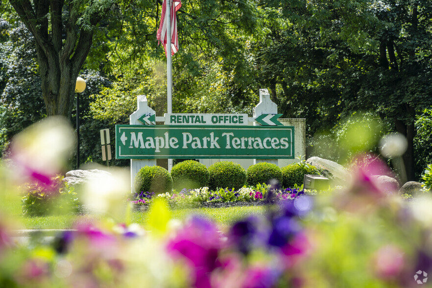 Primary Photo - Maple Park Terraces