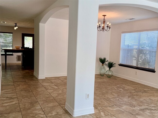 Building Photo - 6622 Grant Dr