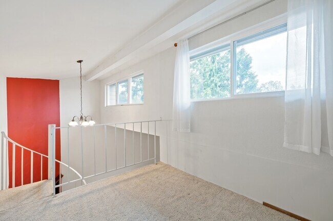 Building Photo - 19851 25th Ave NE