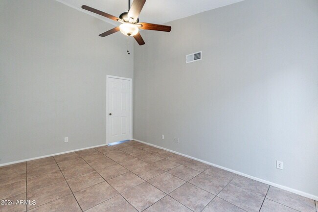 Building Photo - 4315 W Morrow Dr