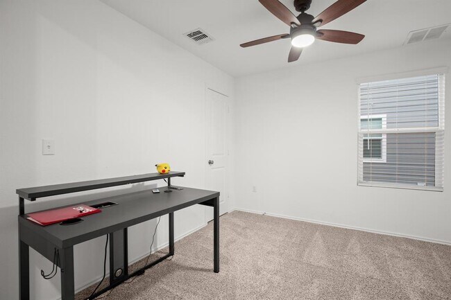 Building Photo - 7304 Sparkling Light Dr