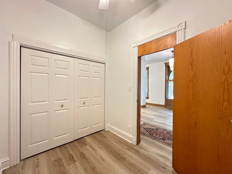 Building Photo - 3532 N Ashland Ave