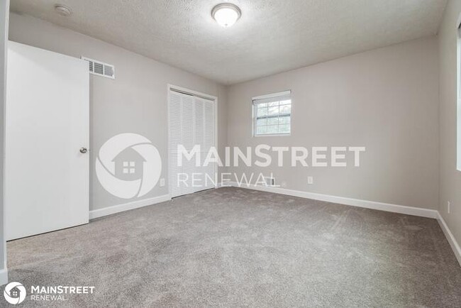 Building Photo - 4663 GREENBRIAR Trail SW, Atlanta, GA 30331