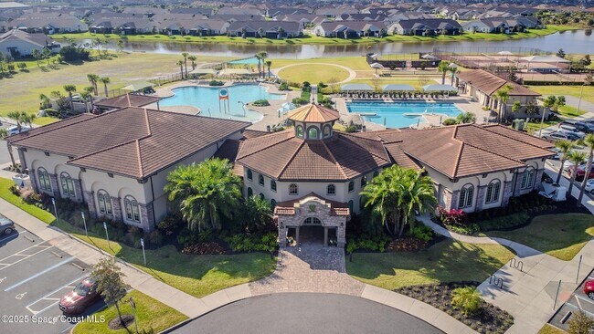 Building Photo - 7935 Wyndham Dr