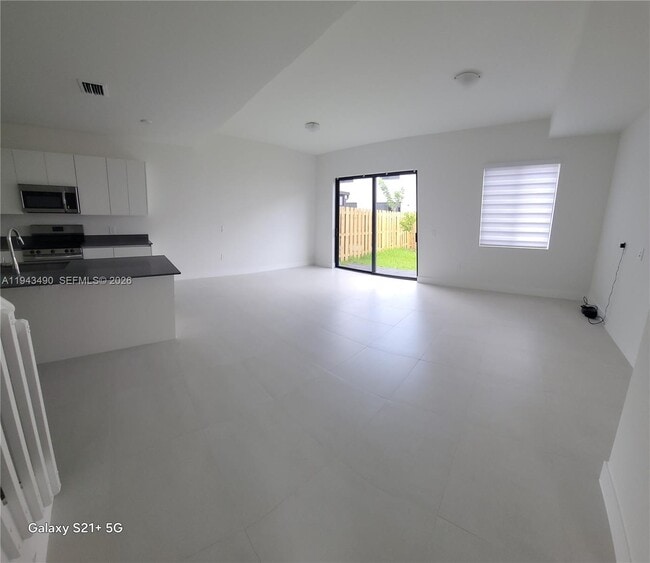 Building Photo - 34493 SW 191st Ct