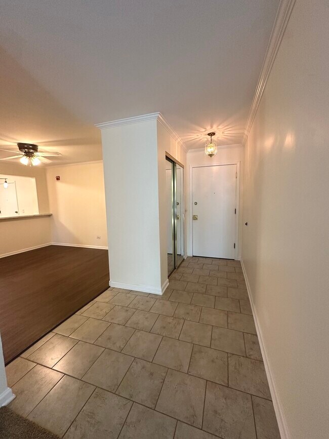 Building Photo - 2331 Ogden Ave