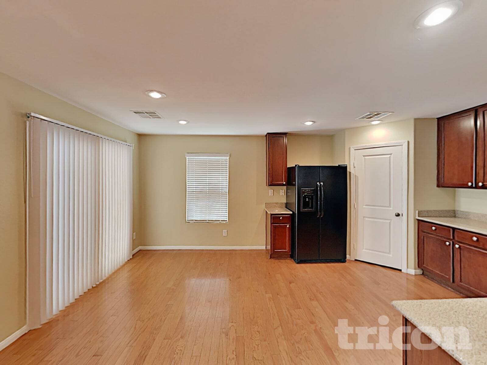 Building Photo - 963 Eureka Dunes Ave