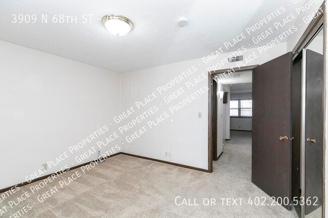 Building Photo - 3909 N 68th St