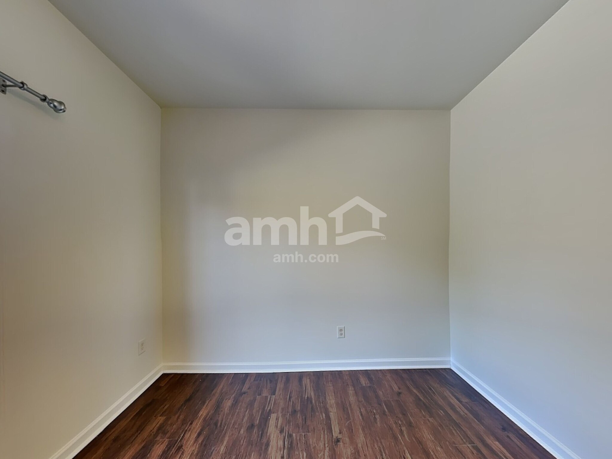 Building Photo - 1018 Skillbeck Rd