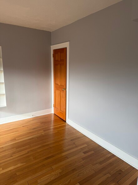 Building Photo - 271 Lelia St