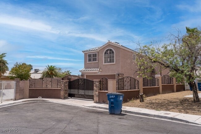 Building Photo - 2187 Eclair Cir