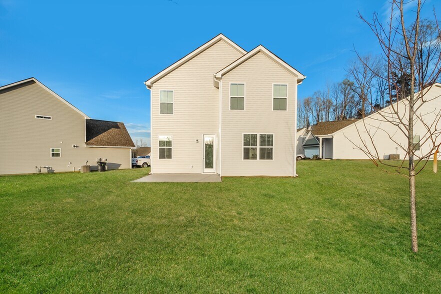 Building Photo - 308 Woodgate Wy