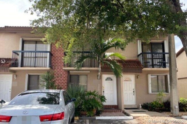 Building Photo - 1809 SW 107th Ave