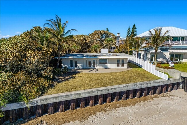 Building Photo - 9556 Doubloon Dr