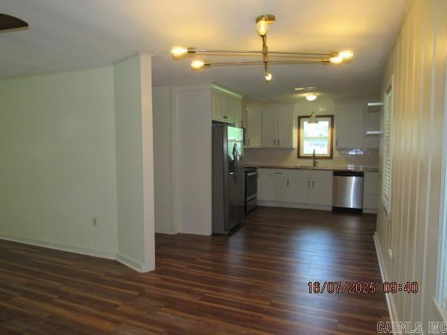 Building Photo - 2125 Hairston St