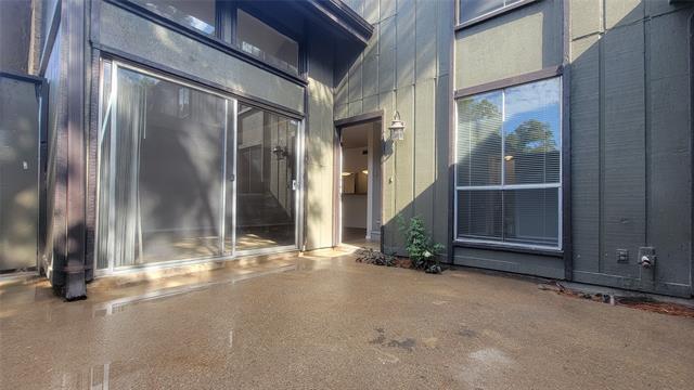 Building Photo - 4615 Country Creek Dr