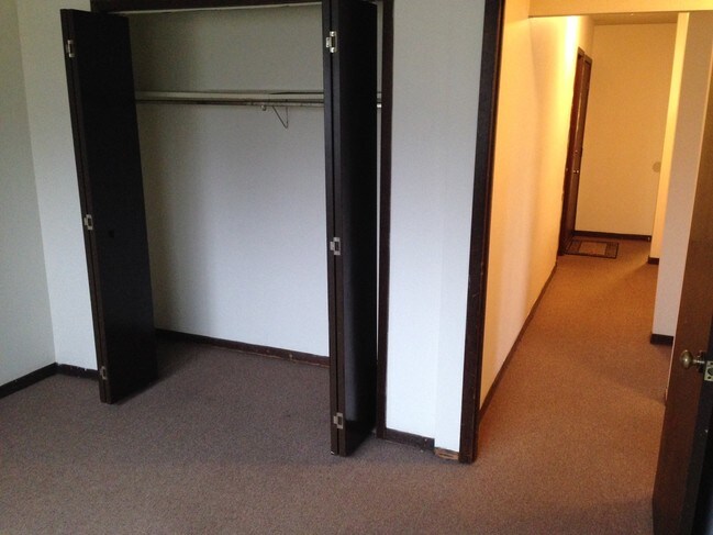 Royal Arms Rantoul, IL Apartment Finder