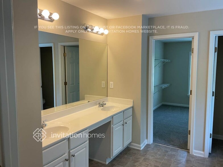 Building Photo - 876 Win West Pointe NE