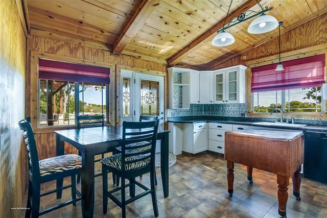 Building Photo - 18754 Farm to Market Rd 2755