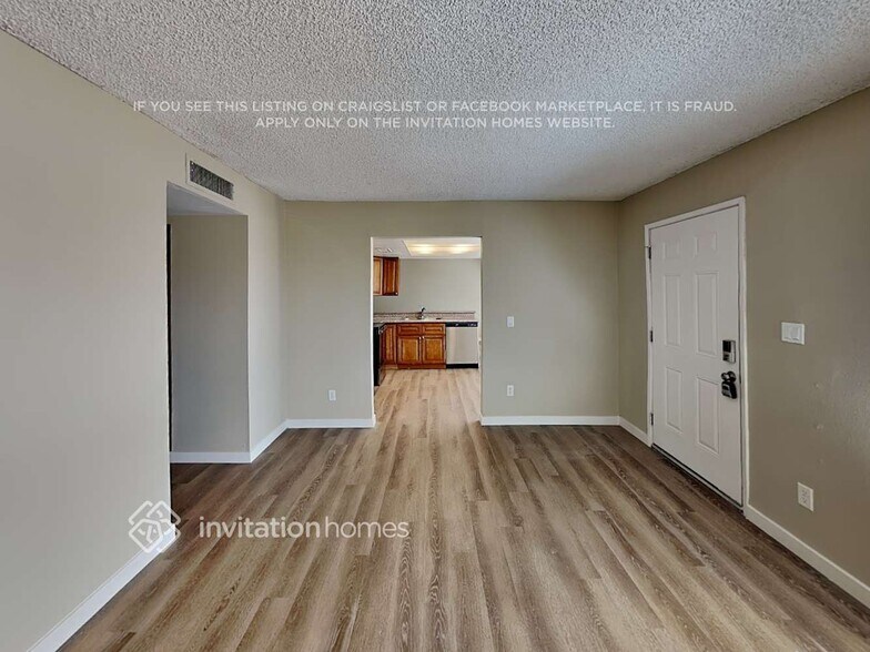 Building Photo - 3844 W Acapulco Ln