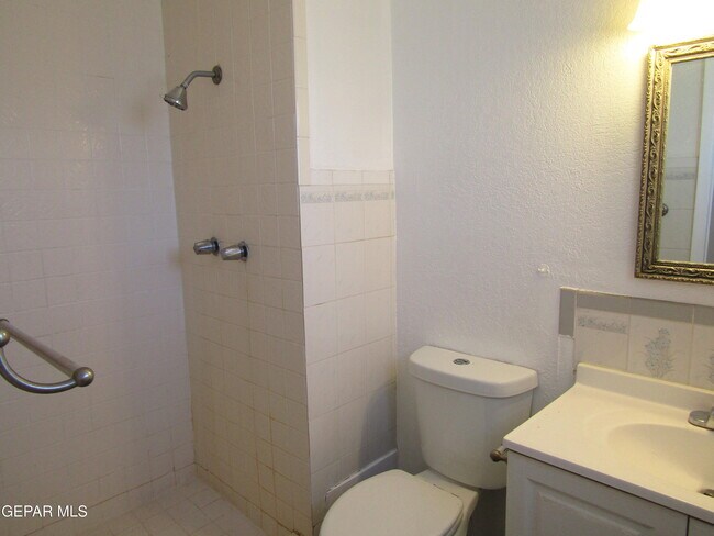 Building Photo - 1500 Babe Hiskey Ln