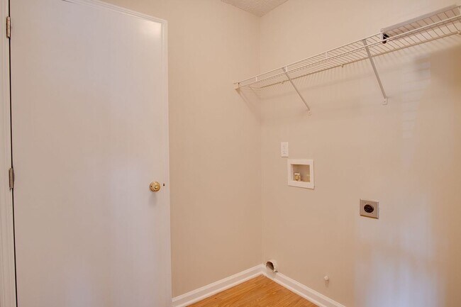 Building Photo - Great Jonesboro Living, 4 Bedroom, 3 Bath