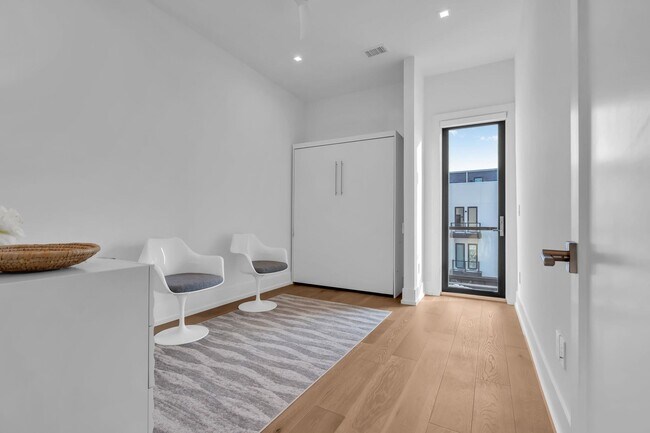 Building Photo - 200 Ocean Ave N