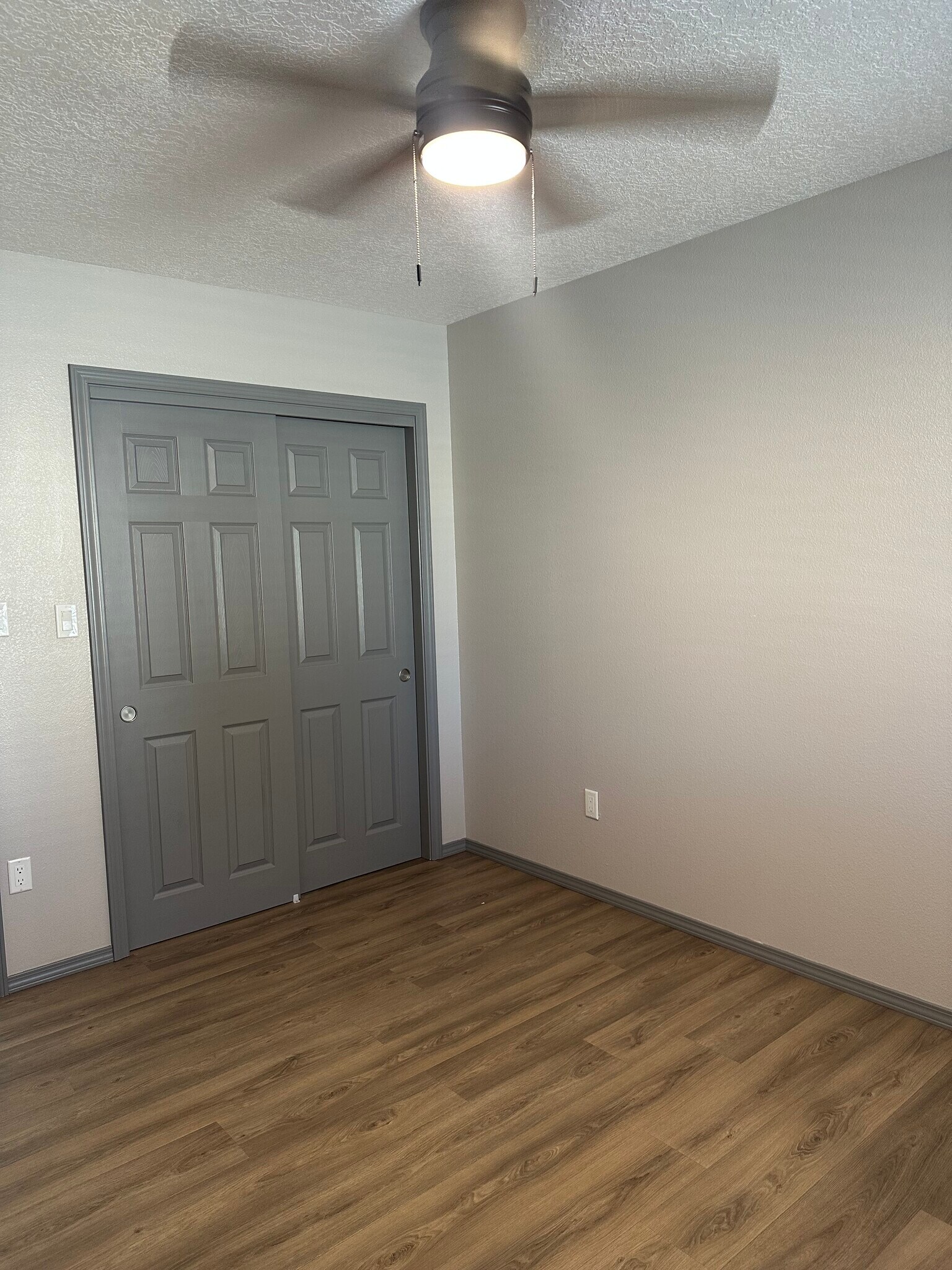 Building Photo - 855 W Castillo Ave