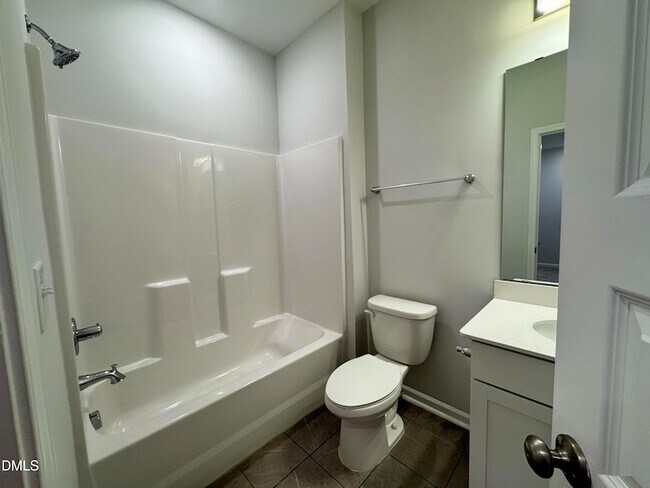 Building Photo - 1409 Irving Hl Dr