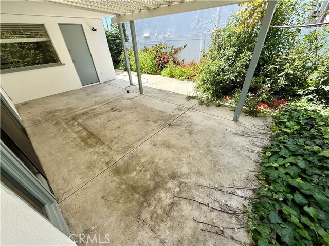 Building Photo - 208 Avenida Monterey