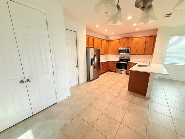 Building Photo - 5055 Tibet Ct