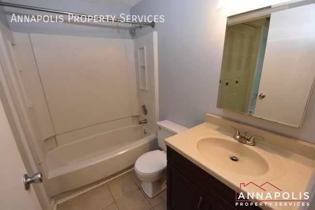 Building Photo - 7660 Fairbanks Ct