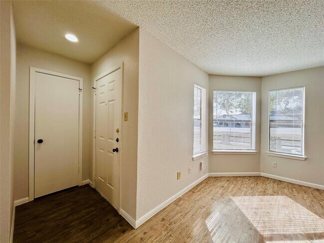 Building Photo - 8913 Schick Rd