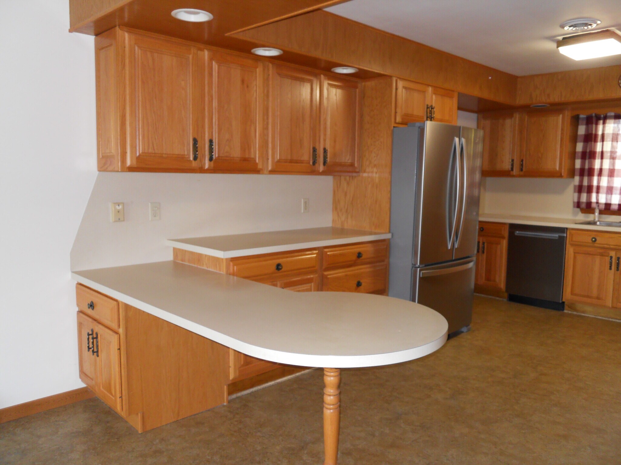 Building Photo - 109 Racehorse Dr