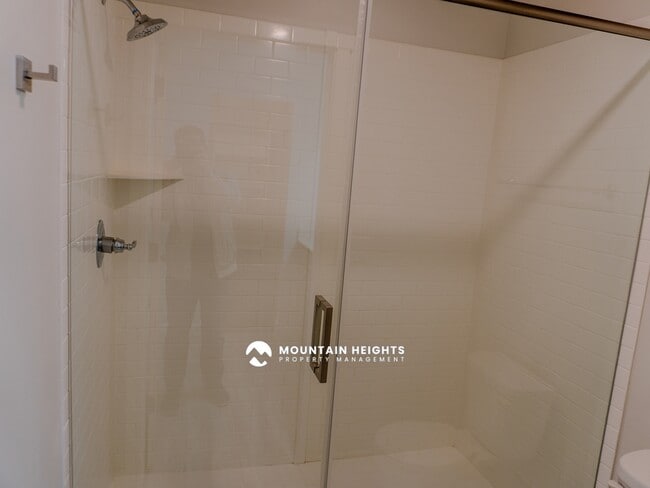 Building Photo - 11329 S Prosperity Rd