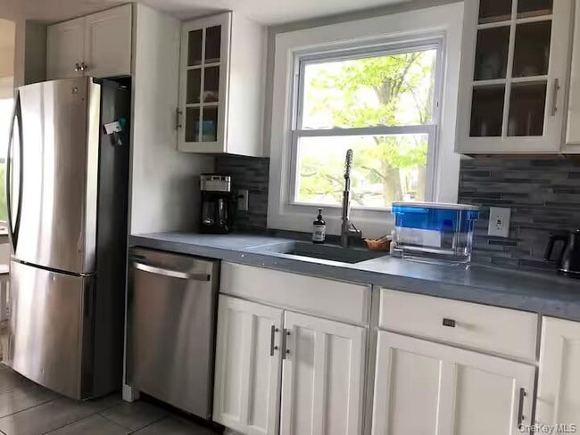 Building Photo - 96 Orange St