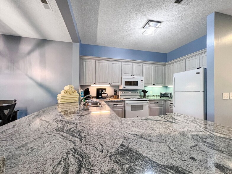 Building Photo - 820 Castleford Cir