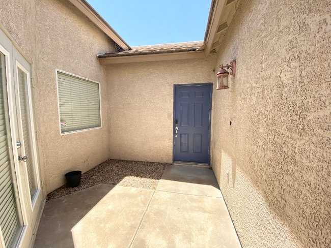Building Photo - 634 Pacific Cascades Dr