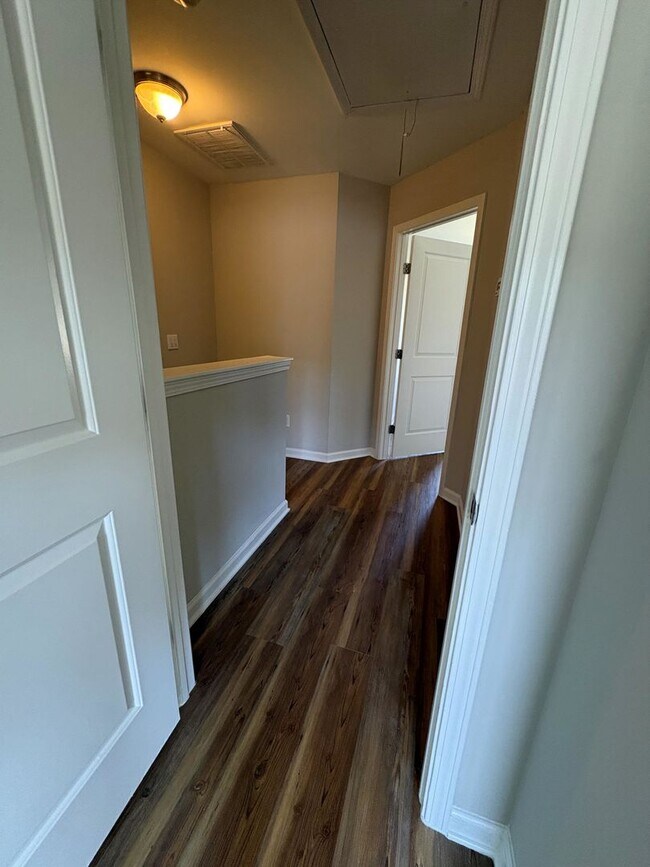 Building Photo - FIRST MONTH FREE with a 24-month lease and signed by 4/15/26