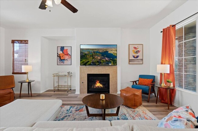 Building Photo - 84684 Lago Brezza