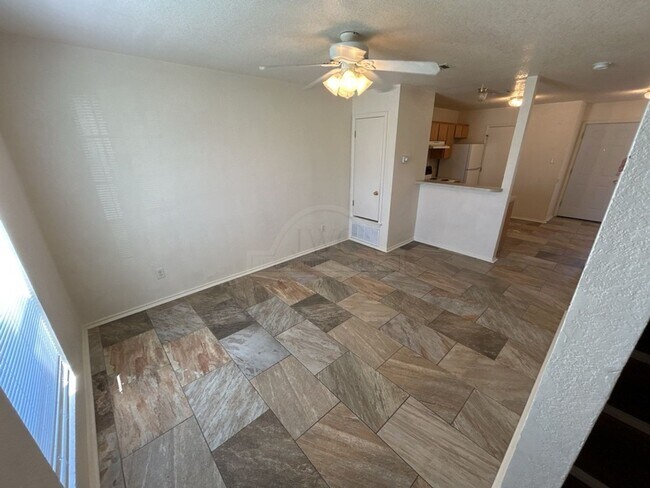 Building Photo - 4410 Jeff Scott Dr