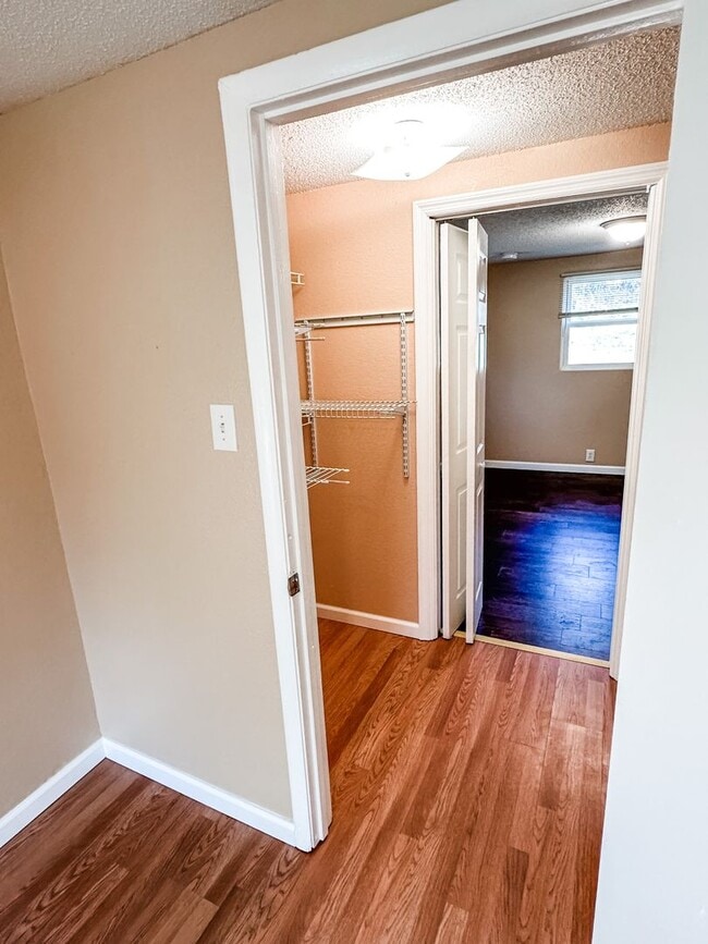 Building Photo - Nicely Updated 3BR/1BA Home!