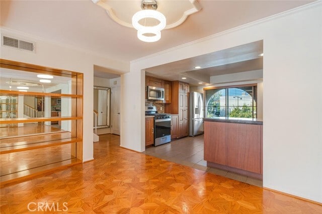 Building Photo - 5216 Lindley Ave