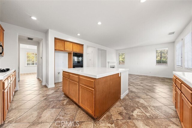 Building Photo - 16543 Sagebrush St