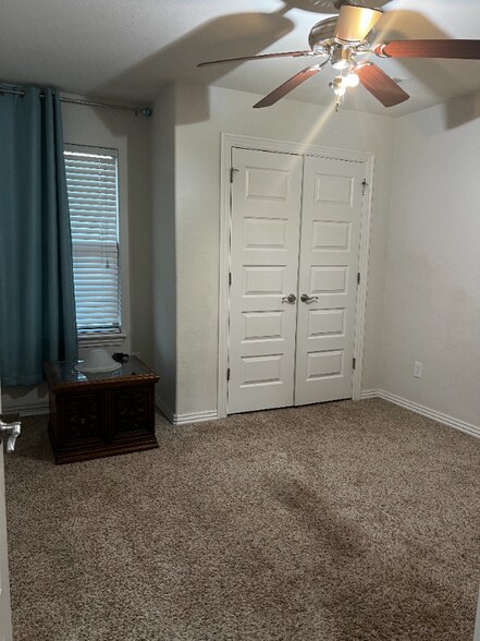 Building Photo - 4103 SW Stonewood Terrace